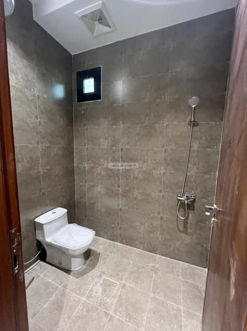 3 bedroom apartment in Irqah 7