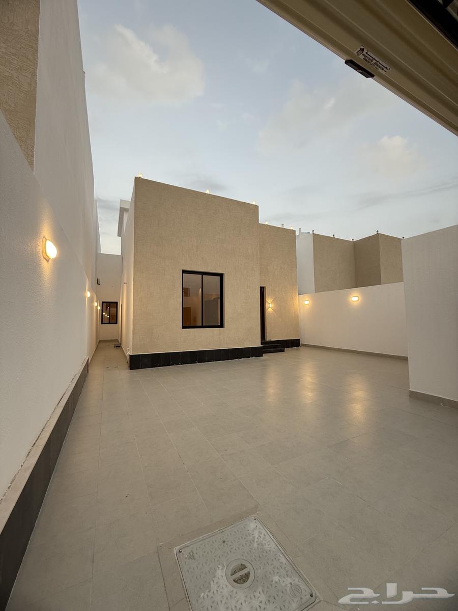 6 bedroom villa in Al Wafa 3