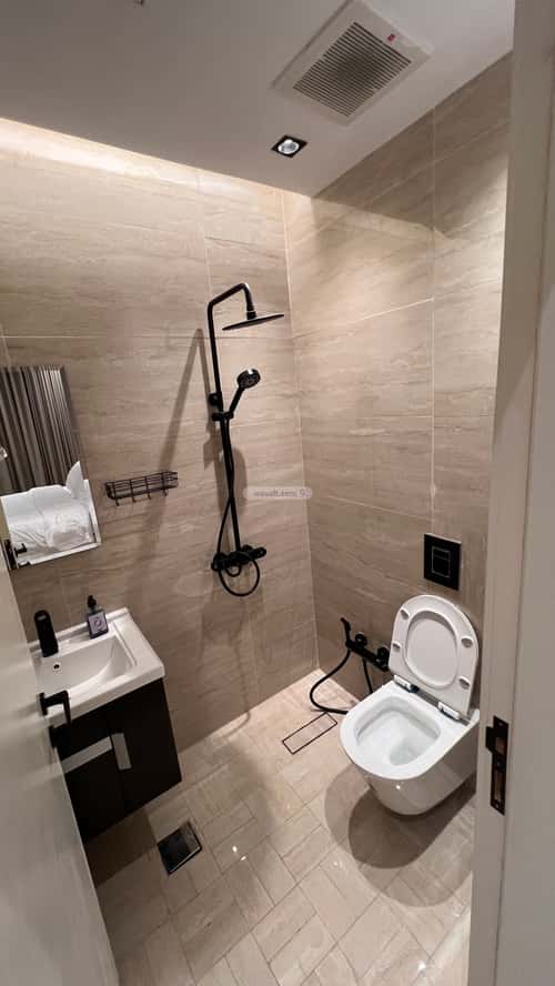 3 bedroom apartment in Al Malqa 1