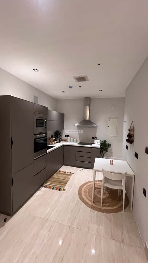 3 bedroom apartment in Al Malqa 5