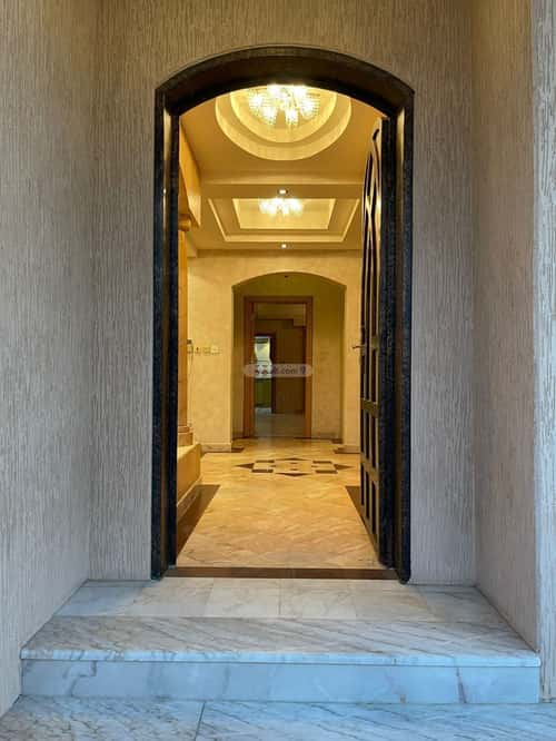 8 bedroom villa in Al Rawdah, Riyadh 6