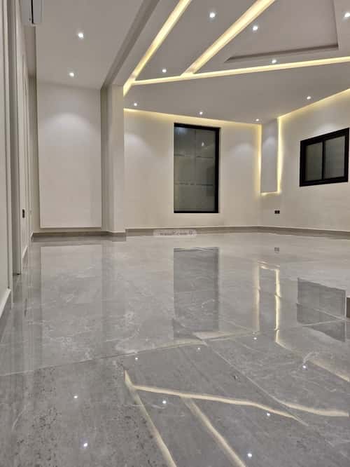 3 bedroom floor in Al Aridh 2