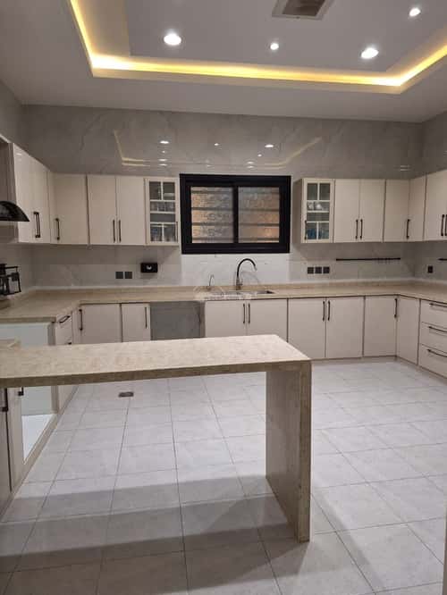 3 bedroom floor in Al Aridh 4