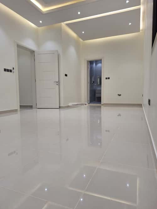3 bedroom floor in Al Aridh 3