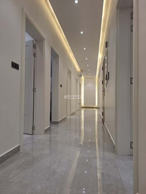 3 bedroom floor in Al Aridh 2