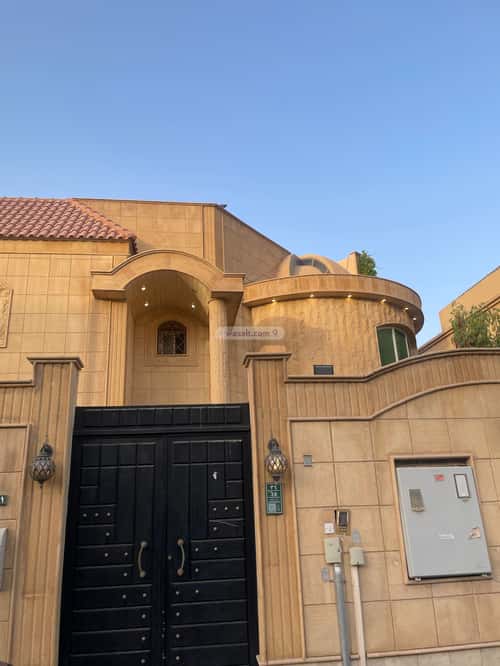 8 bedroom villa in Al Rabie 6
