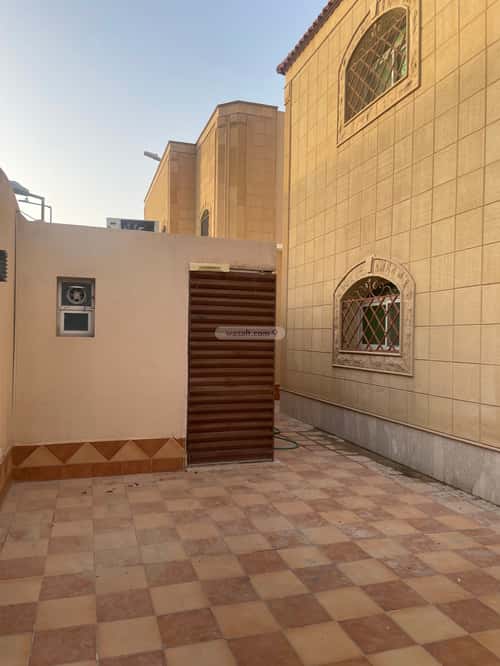 8 bedroom villa in Al Rabie 7