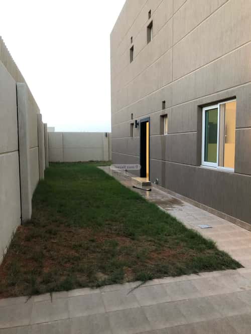 فيلا 4 غرف في مطار الملك خالد الدولي 12