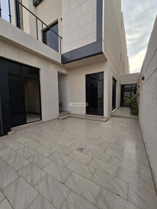 5 bedroom villa in Al Rimal 18