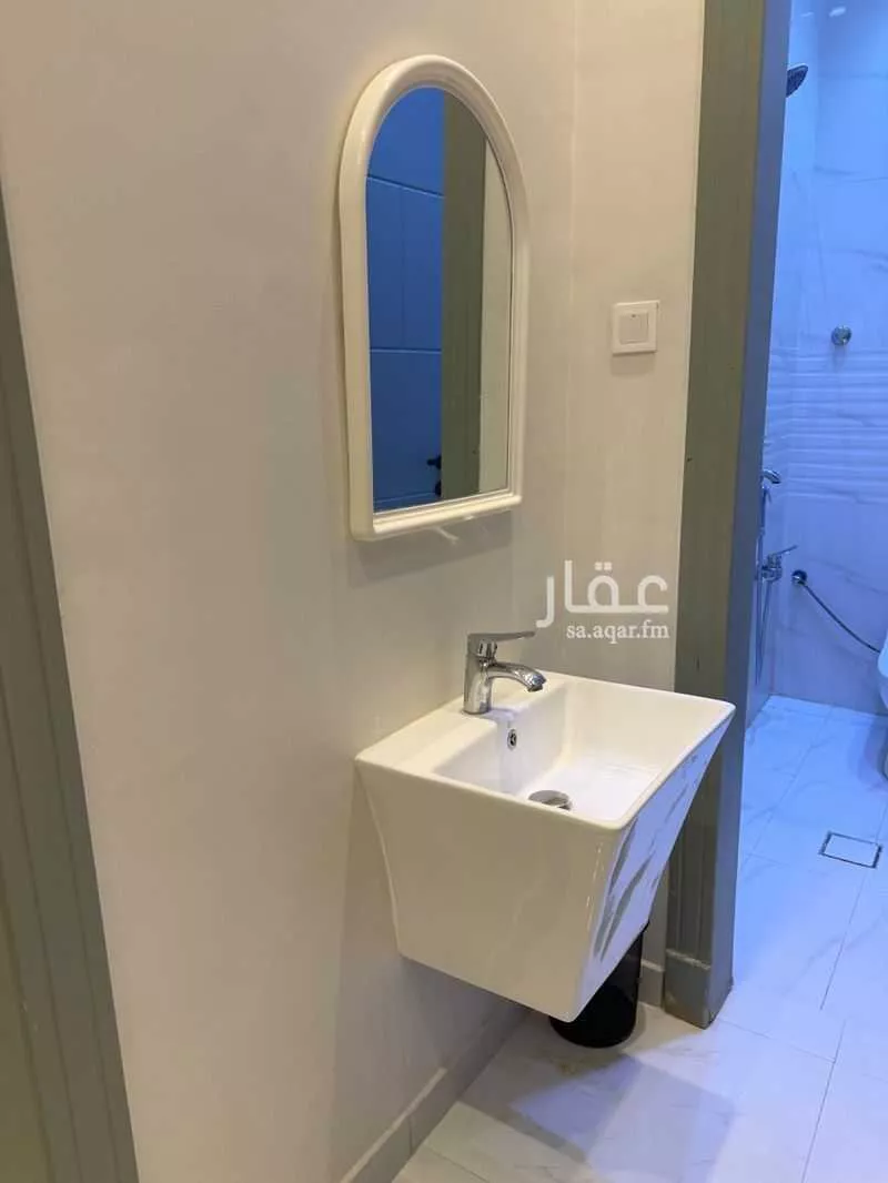 2 bedroom floor in Al Munsiyah 16