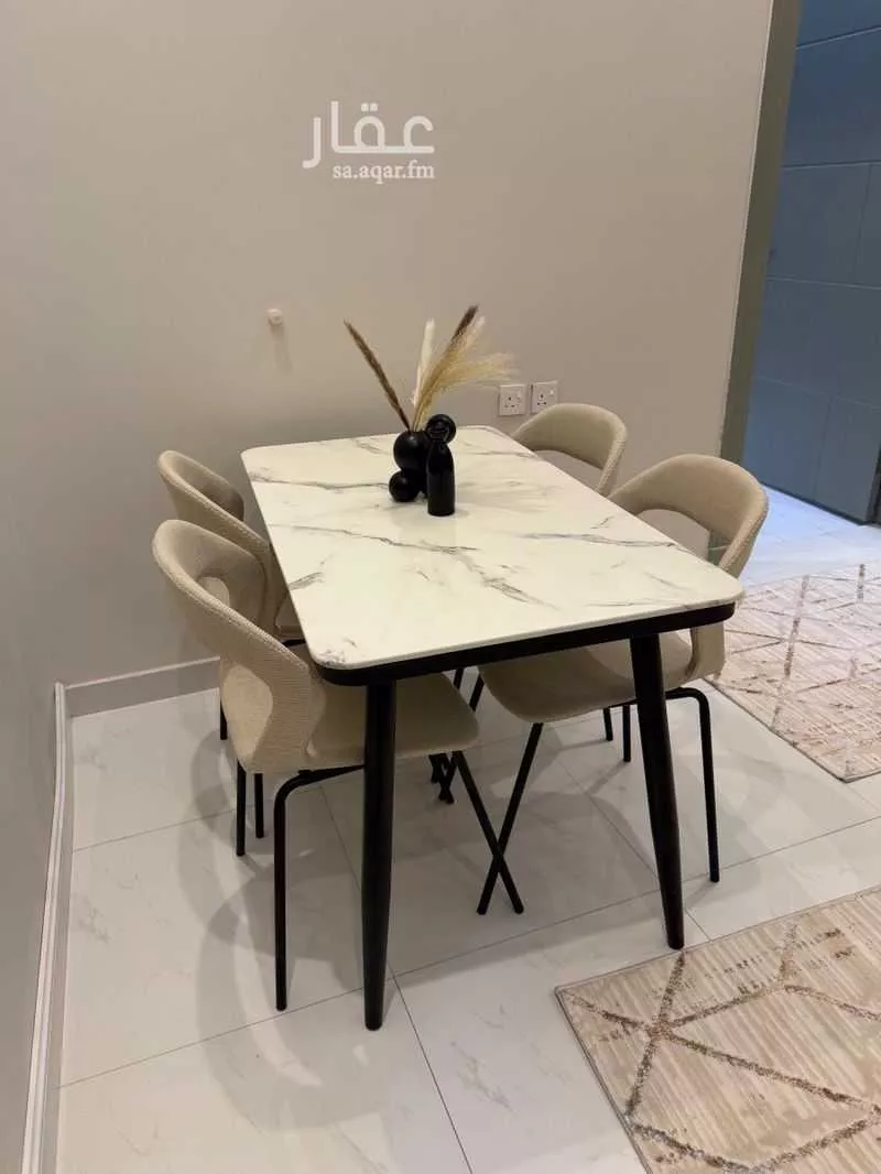 2 bedroom floor in Al Munsiyah 6