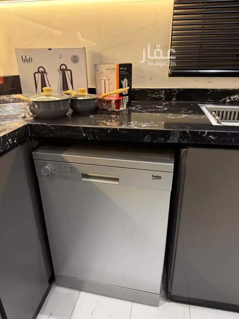 2 bedroom floor in Al Munsiyah 9