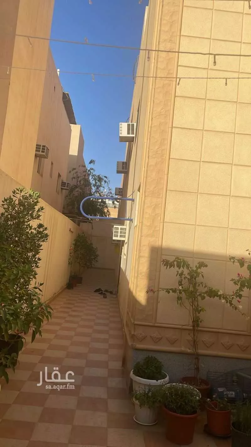 7 bedroom apartment in Al Yasmin 6