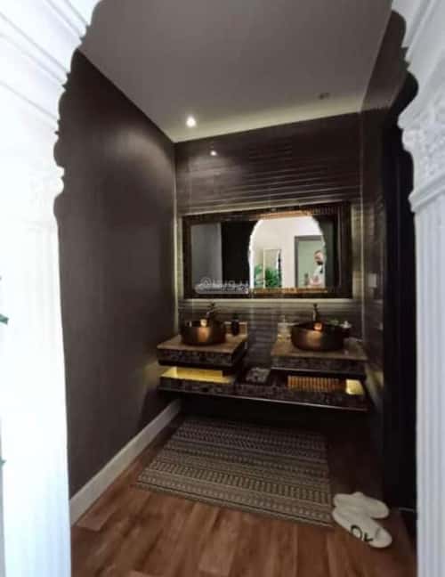 5 bedroom villa in Al Yaqout 19
