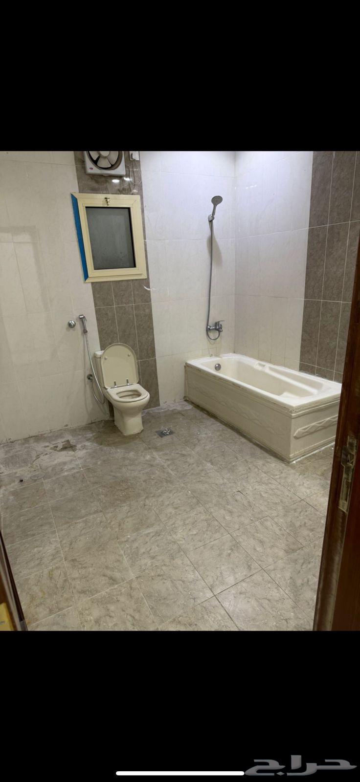 3 bedroom apartment in Al Ranuna, Madinah 4