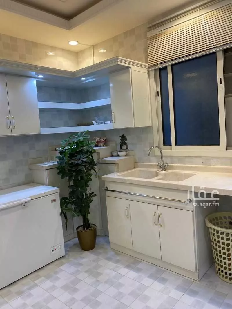 4 bedroom apartment in Dhahrat Laban 15