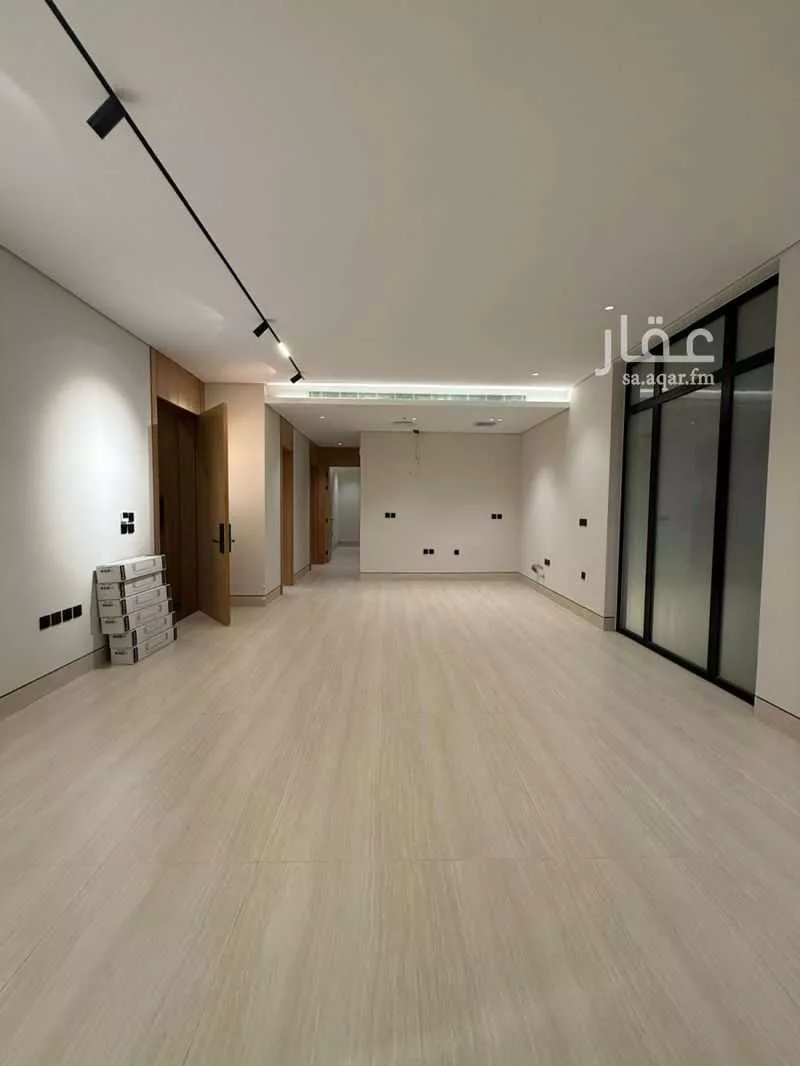 3 bedroom floor in Al Olaya 6