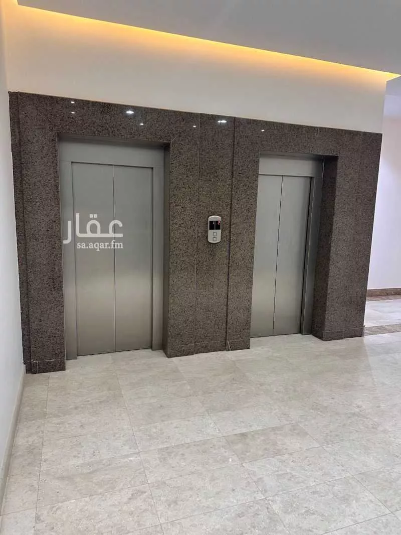 مكتب 100 م² في الملقا 5