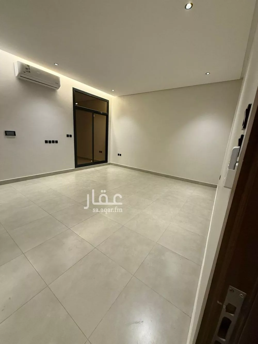 شقة 3 غرف في العارض 2