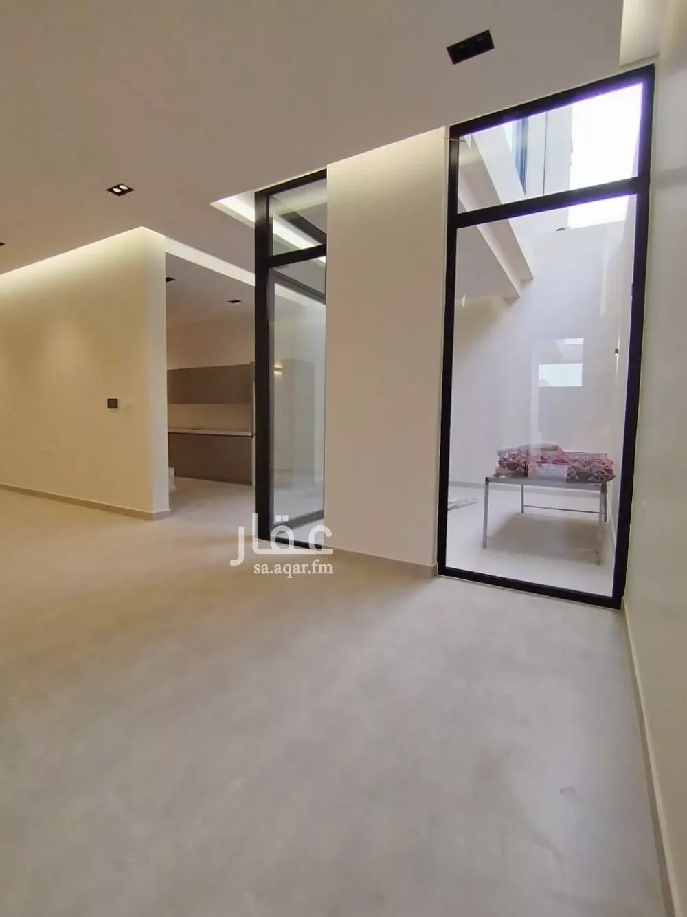 3 bedroom floor in Al Narjis 18