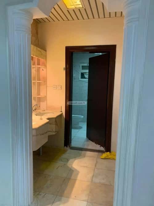 5 bedroom villa in King Salman 7