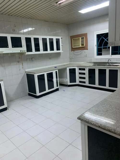 5 bedroom villa in King Salman, Riyadh 7