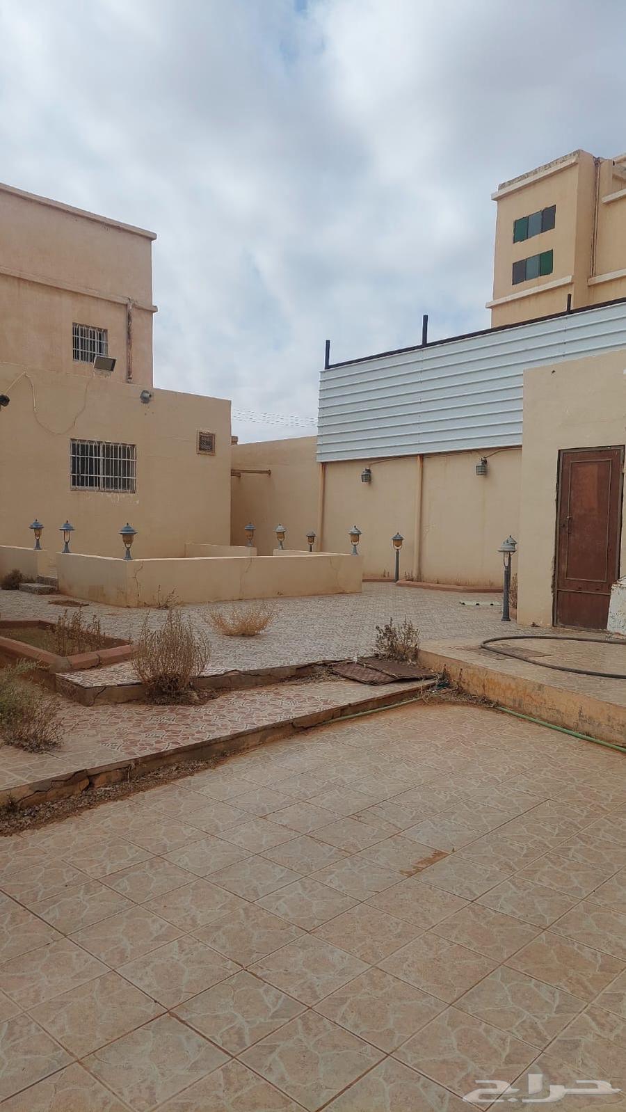 فيلا 4 غرف في الرياض 2