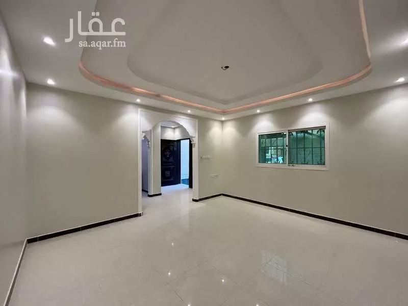 فيلا 6 غرف في النرجس 8