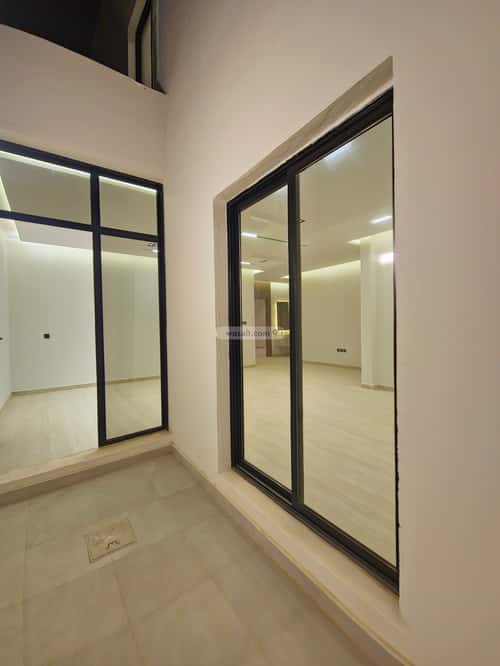 floor in Al Hazm 8