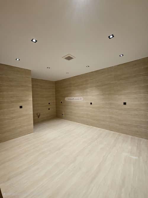 floor in Al Hazm 3