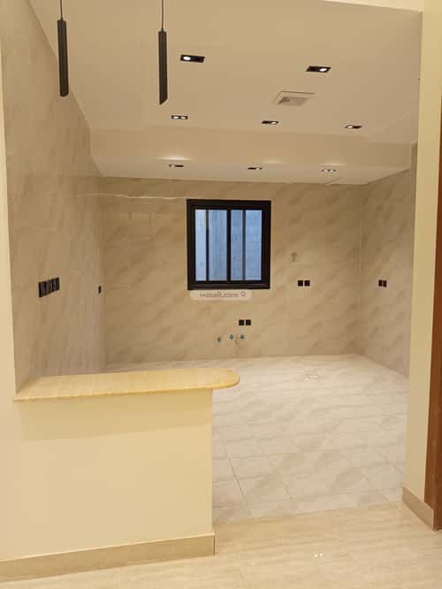 4 bedroom floor in Al Qadisiyah 2