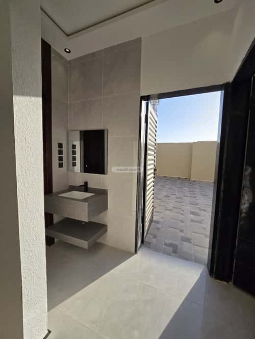 شقة 4 غرف في الجنادرية 5