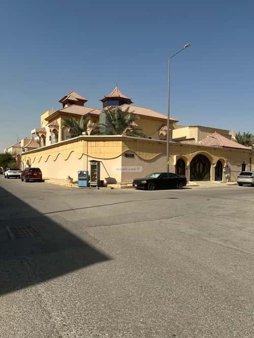 8 bedroom villa in Al Andalus 2