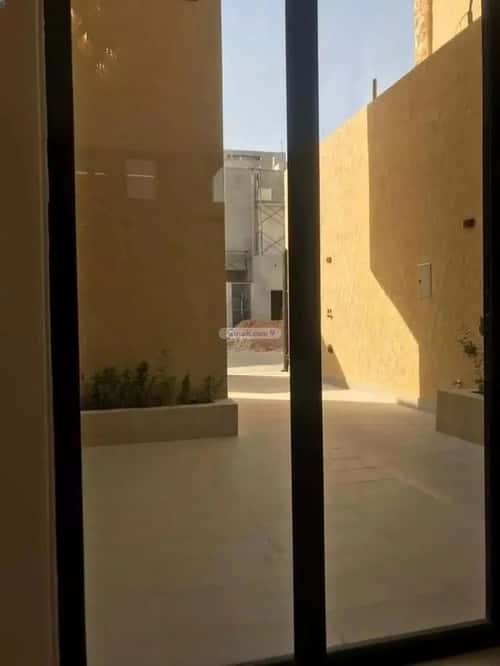 فيلا 5 غرف في النرجس 12