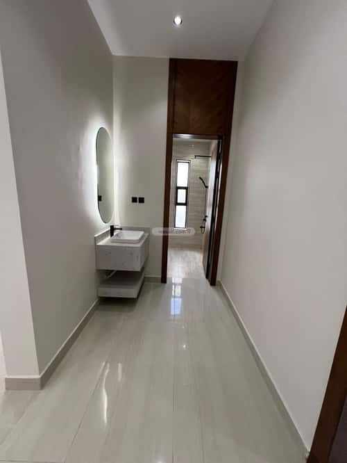 5 bedroom villa in Al Mahdiyyah 3