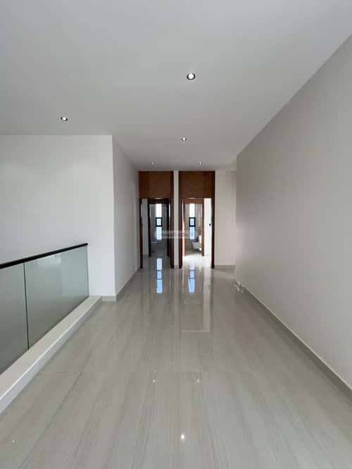 5 bedroom villa in Al Mahdiyyah 4