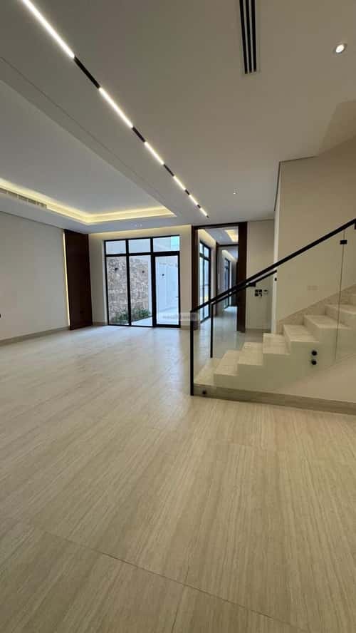 5 bedroom villa in Al Mahdiyyah 5