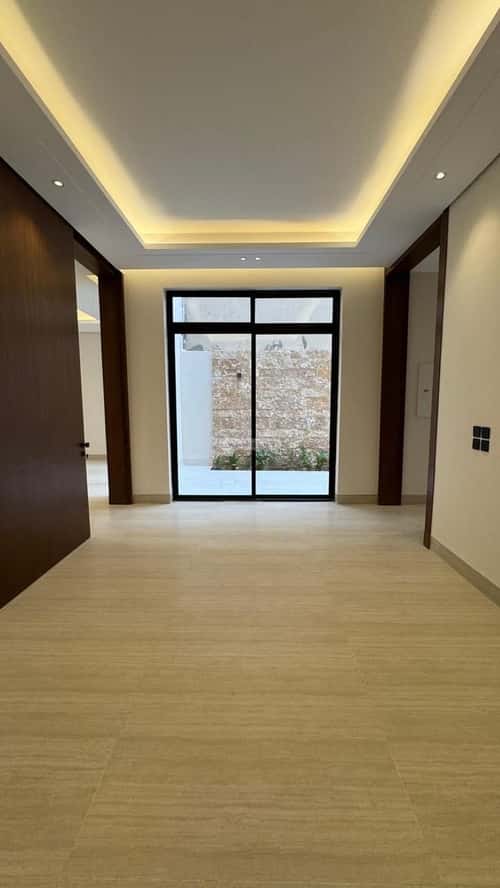 5 bedroom villa in Al Mahdiyyah 7