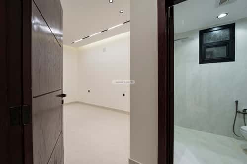 5 bedroom villa in Al Janadriyah 2