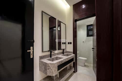 5 bedroom villa in Al Janadriyah 4