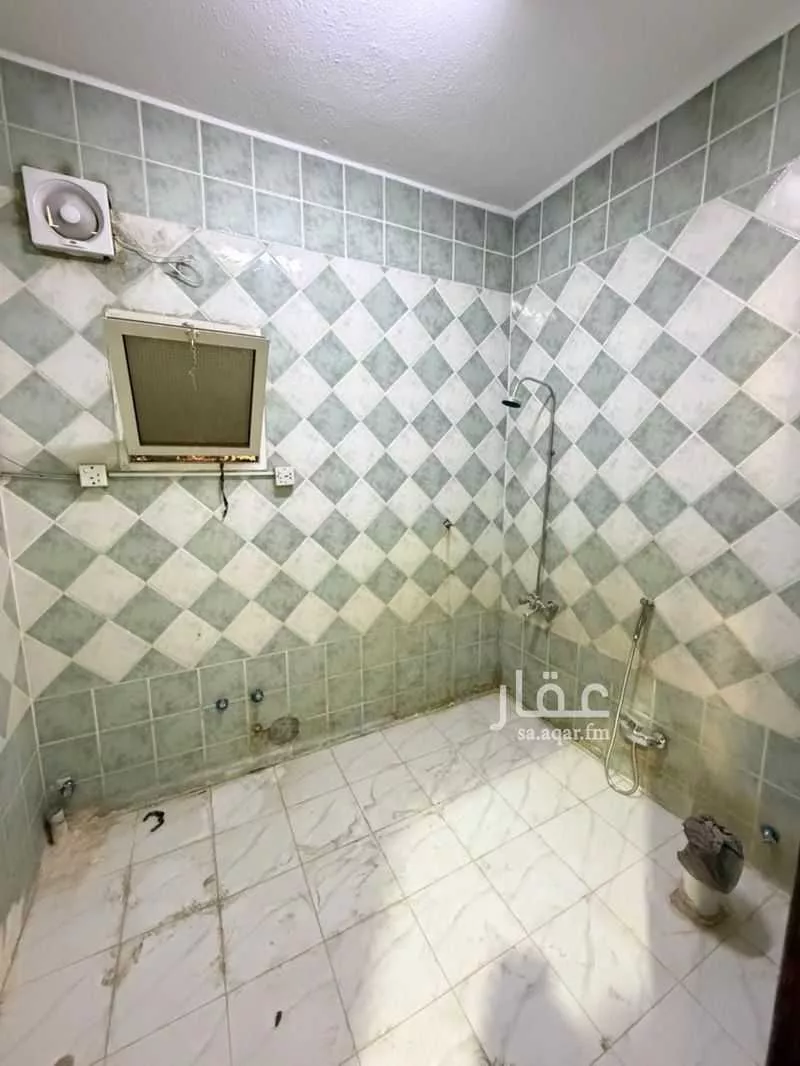 3 bedroom floor in Al Yarmouk 11