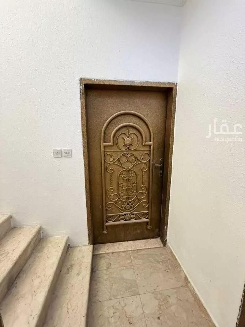 3 bedroom floor in Al Yarmouk 10