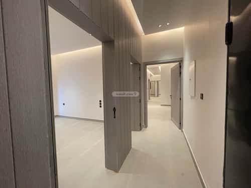 5 bedroom floor in Al Janadriyah 19