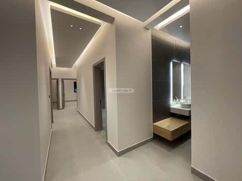 5 bedroom floor in Al Janadriyah 5