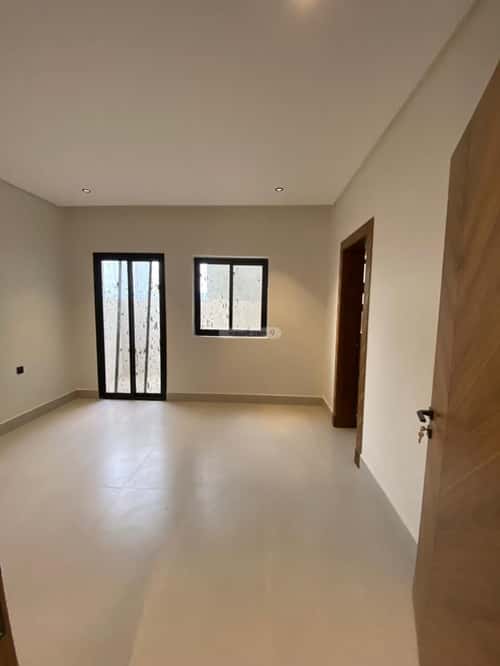 5 bedroom villa in Al Mahdiyyah 17
