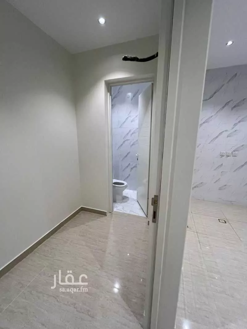 عمارة 600 م² في عرقة 16