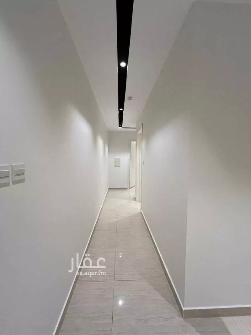 عمارة 600 م² في عرقة 17