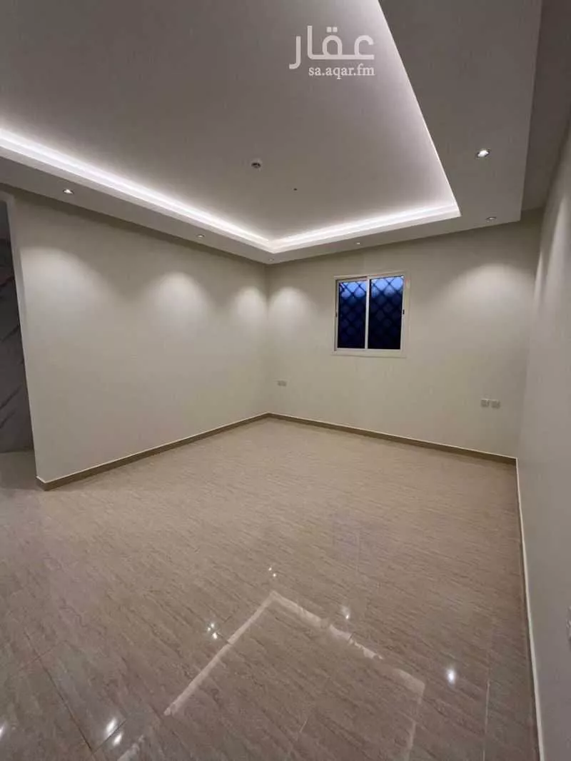 عمارة 600 م² في عرقة 22