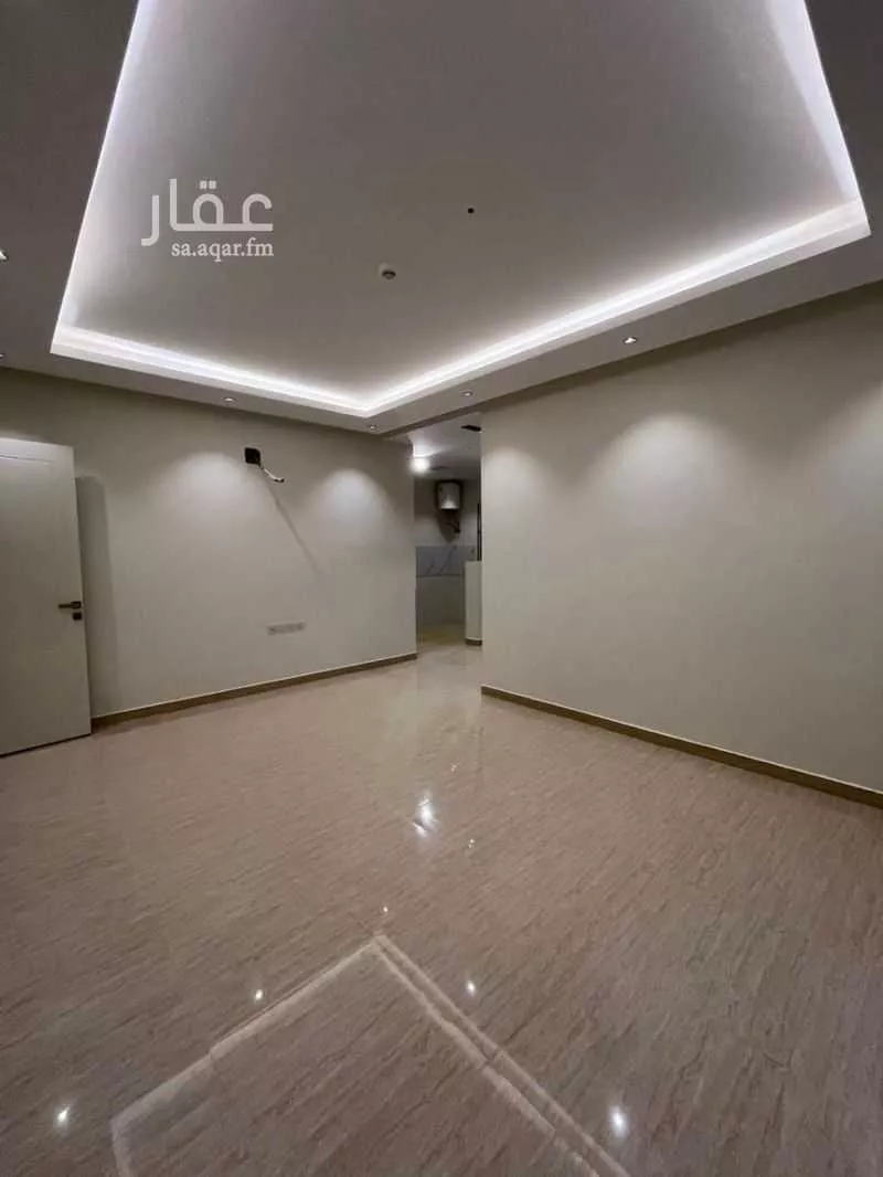 عمارة 600 م² في عرقة 5