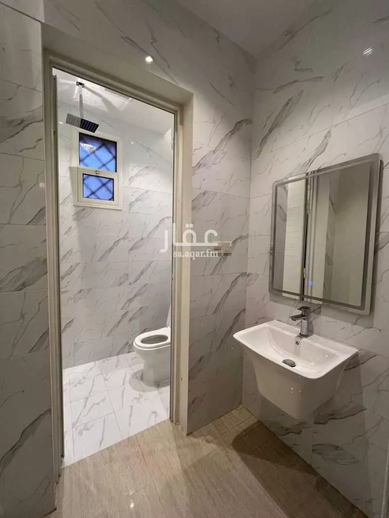 عمارة 600 م² في عرقة 9